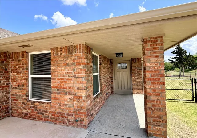 5th image of 131 Bowerwood Dr, Chickasha, OK 73018 | MLS# 1223302