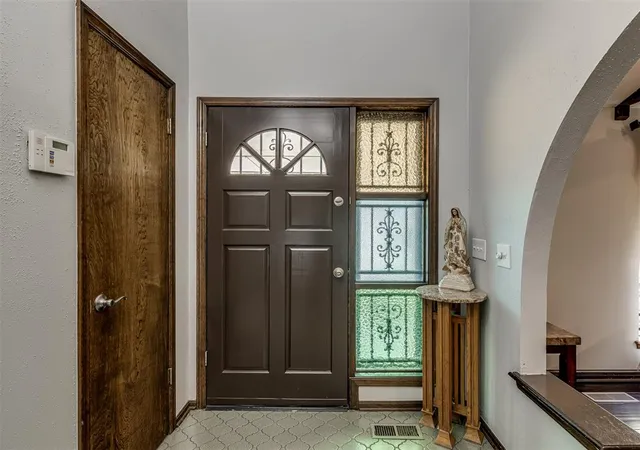 Photo 3 of Single family home for sale at 5716 Nw 31st Street, Oklahoma City, OK 73122 | MLS# 1223331 | Listing updated on 2026-05-15