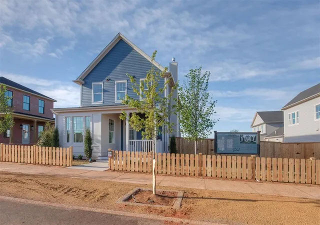 3rd image of 18434 Sweetwater Ln, Norman, OK 73072 | MLS# 1223404