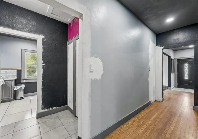2nd image of 802 S 14th St, Chickasha, OK 73018 | MLS# 1223489