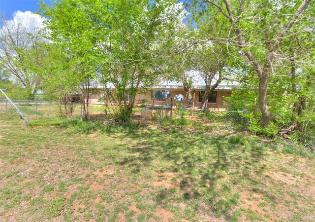 Homes for sale in Chickasha, OK | 2200 Hwy 81, Chickasha, OK 73018 | MLS# 1223505