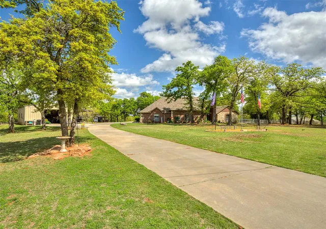 1st image of 11597 273rd St, Blanchard, OK 73010 | MLS# 1223538