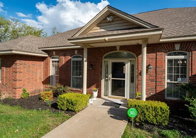 3rd image of 342420 E 1070 Rd, Meeker, OK 74855 | MLS# 1223615