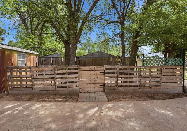 Photo 38 of Single family home for sale at 313 E Davis Ave, Tipton, OK 73570 | MLS# 1223641 | Listing updated on 2026-08-18