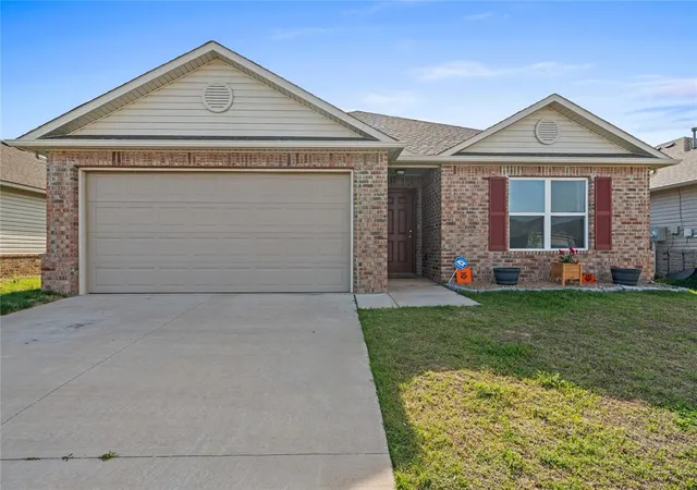 Photo 1 of Single family home for sale at 1319 Chuck Wagon Dr, El Reno, OK 73036 | MLS# 1223677 | Listing updated on 2026-08-27