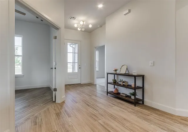 Photo 3 of Single family home for sale at 516 S Freedom Dr, Mustang, OK 73064 | MLS# 1223688 | Listing updated on 2026-10-07