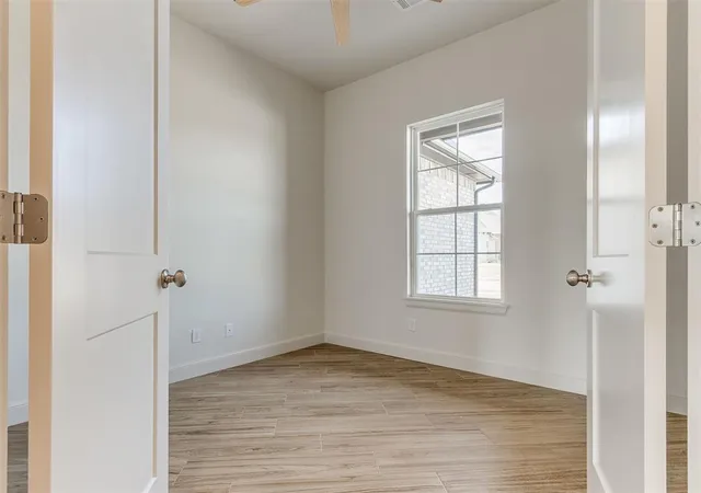 Photo 4 of Single family home for sale at 516 S Freedom Dr, Mustang, OK 73064 | MLS# 1223688 | Listing updated on 2026-10-07