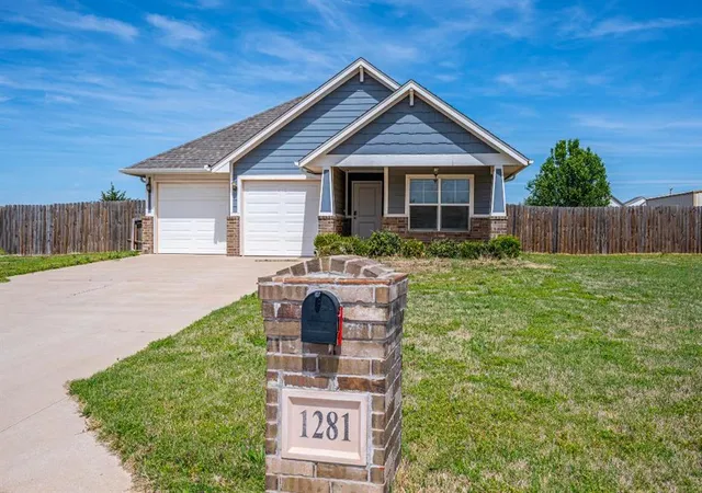 2nd image of 1281 Lakeview Dr, Guthrie, OK 73044 | MLS# 1223720