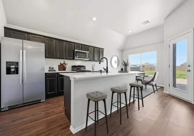 5th image of 1281 Lakeview Dr, Guthrie, OK 73044 | MLS# 1223720