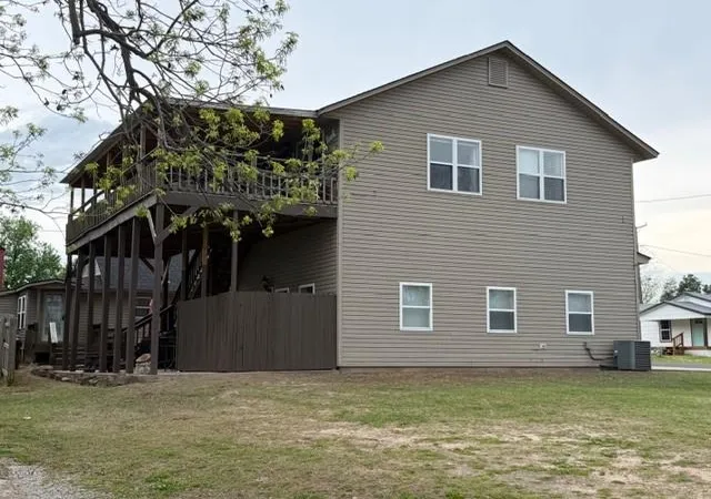 2nd image of 514 N J St, Eufaula, OK 74432 | MLS# 1223732