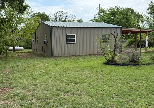 Photo 3 of Single family home for sale at 6050 N Westminster Rd, Guthrie, OK 73044 | MLS# 1223750 | Listing updated on 2026-09-15