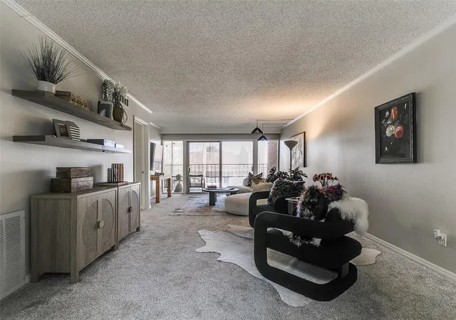 2nd image of 6100 N Brookline Ave, Oklahoma, OK 73112