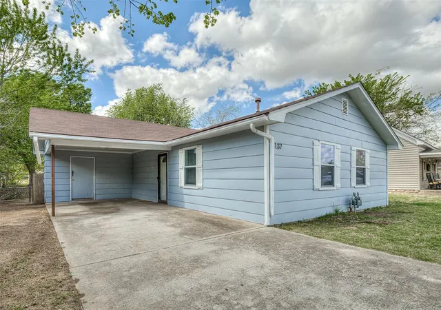 4th image of 137 N O Ave, El Reno, OK 73036 | MLS# 1223760