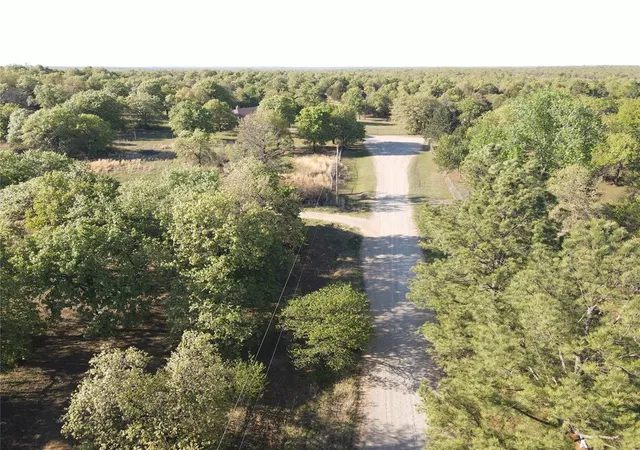 Homes for sale in Mc Loud, OK | 11701 N Knoll Ridge Ln, Mc Loud, OK 74851 | MLS# 1223776