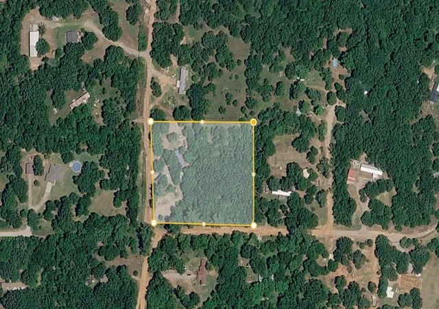 Photo 4 of Sale Pending at 2219 SE 138th Avenue, Norman, OK 73026 | MLS# 1223777 | Listing updated on 2026-07-23
