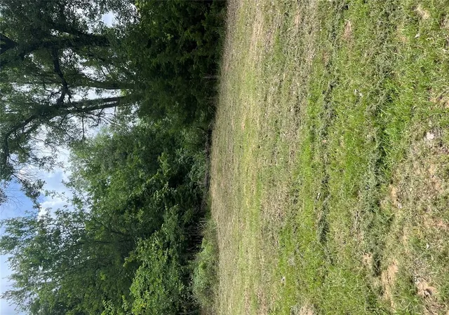 Photo 3 of Sale Pending at 2219 SE 138th Avenue, Norman, OK 73026 | MLS# 1223777 | Listing updated on 2026-07-23