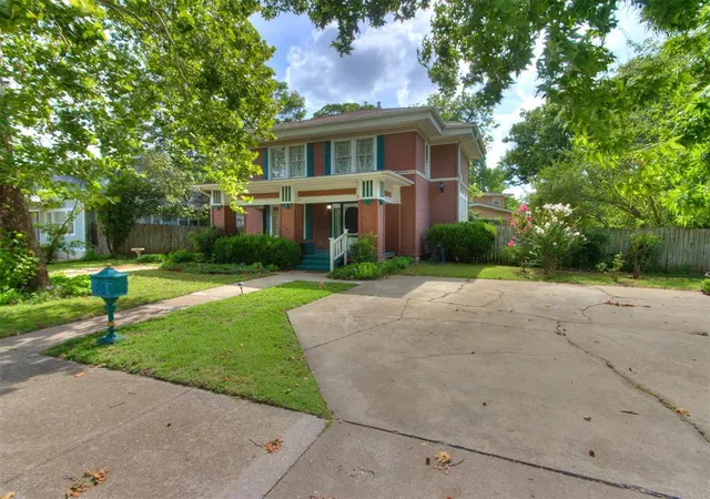 2nd image of 604 S Crawford St, Norman, OK 73069 | MLS# 1223779