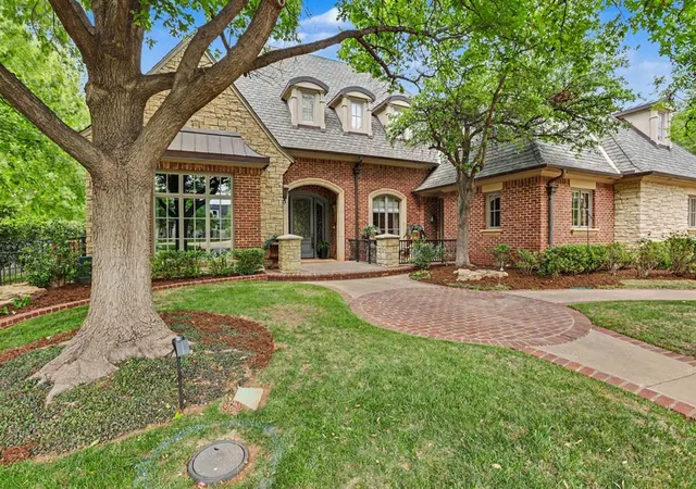 2nd image of 5809 Mistletoe Ct, Oklahoma City, OK 73142 | MLS# 1223786