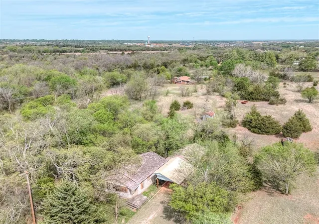 2nd image of 3601 Alameda St, Norman, OK 73026 | MLS# 1223787