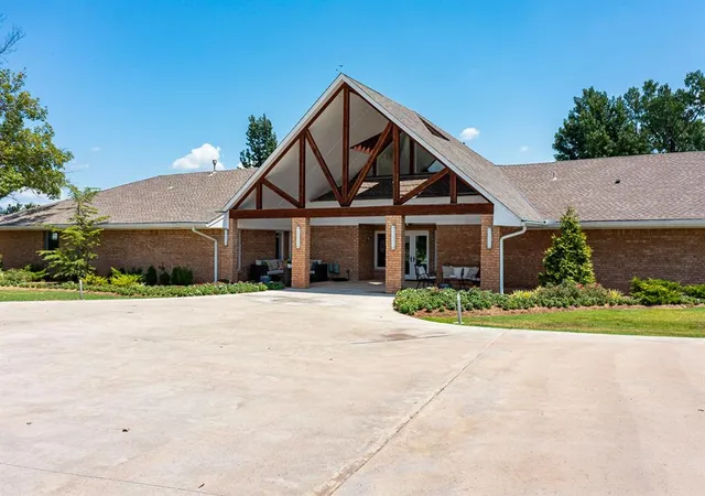 Photo 2 of Single family home for sale at 1401 E Hefner, Oklahoma City, OK 73131 | MLS# 1223805 | Listing updated on 2026-08-03
