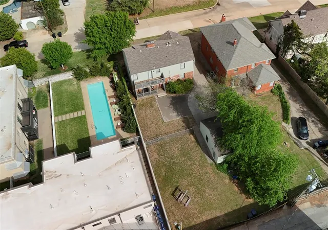 Listing Photo 2 - Condo for sale in building located at 3717 N Olie Ave, Oklahoma City, OK 73118 - Unit #