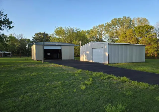 Homes for sale in Jones, OK | 7300 N Henny Rd, Jones, OK 73049 | MLS# 1223931
