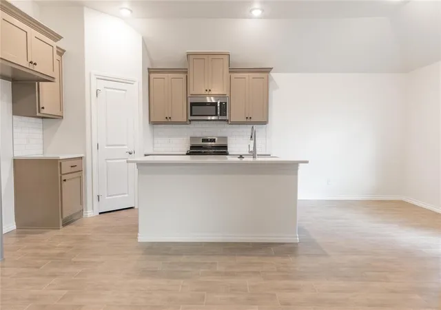 Photo 1 of Single family home for sale at 2208 Nw 170th Street, Edmond, OK 73012 | MLS# 1223992 | Listing updated on 2026-10-20