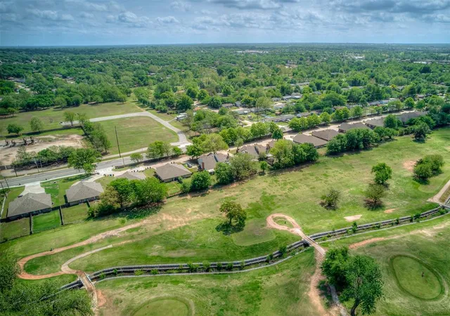 37th image of 907 Leisure Dr, Oklahoma City, OK 73110 | MLS# 1224002