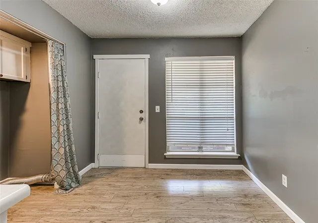 image of 801 Cardinal Creek Blvd, Norman, OK 73072