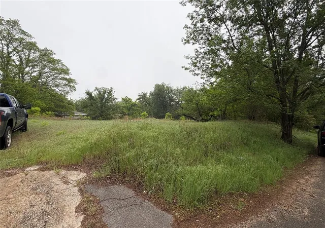 Photo 2 of Sale Pending at 709 S Pottenger Rd #709, Shawnee, OK 74801 | MLS# 1224119 | Listing updated on 2026-09-05