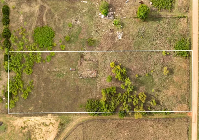 Homes for sale in Crescent, OK | 0000 N Meridian Ave, Crescent, OK 73028 | MLS# 1224143