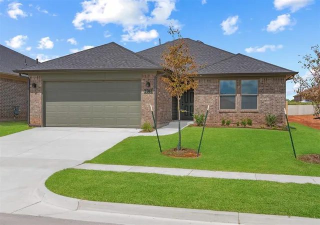 2nd image of 3918 Eureka Dr, Norman, OK 73069 | MLS# 1224215