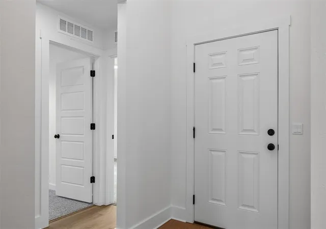 Photo 3 of Single family home for sale at 3918 Eureka Dr, Norman, OK 73069 | MLS# 1224215 | Listing updated on 2026-08-05
