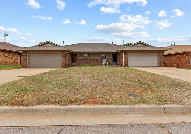 Homes for sale in Weatherford, OK | 920 N Elm St, Weatherford, OK 73096 | MLS# 1224219