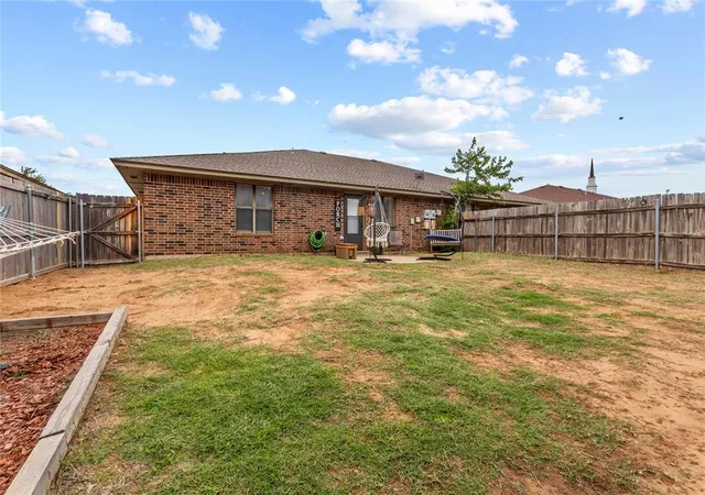 Homes for sale in Weatherford, OK | 920 N Elm St, Weatherford, OK 73096 | MLS# 1224219