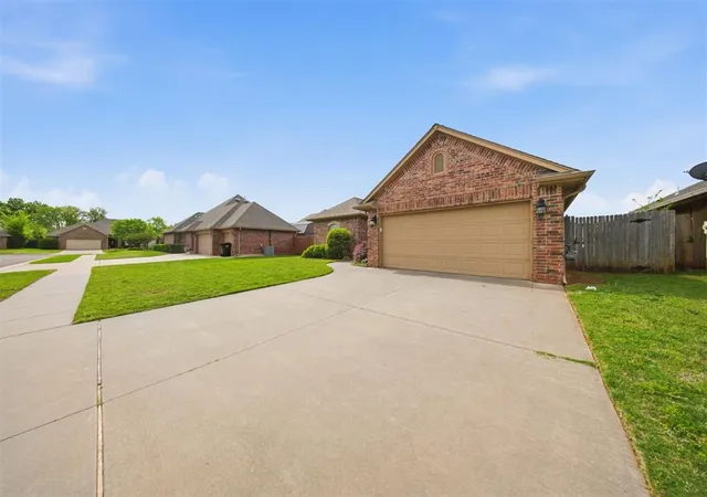 Photo 3 of Single family home for sale at 2112 Se 9th Street, Moore, OK 73160 | MLS# 1224232 | Listing updated on 2026-09-25