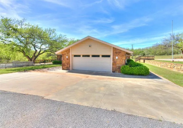 Photo 3 of Single family home for sale at 4120 W Washington Ave, Piedmont, OK 73078 | MLS# 1224234 | Listing updated on 2026-09-17