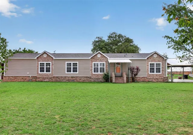 Homes for sale in Sayre, OK | 12322 Us Hwy 283 Hwy, Sayre, OK 73662 | MLS# 1224259