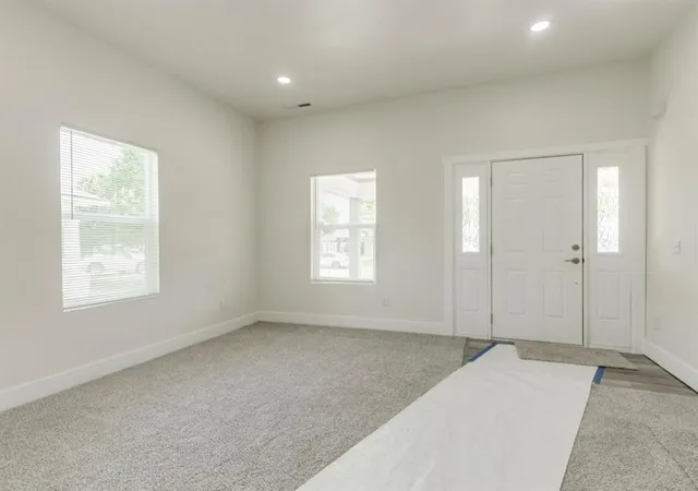 Photo 4 of Single family home for sale at 1739 NW 37th Street, Oklahoma City, OK 73118 | MLS# 1224279 | Listing updated on 2026-07-28