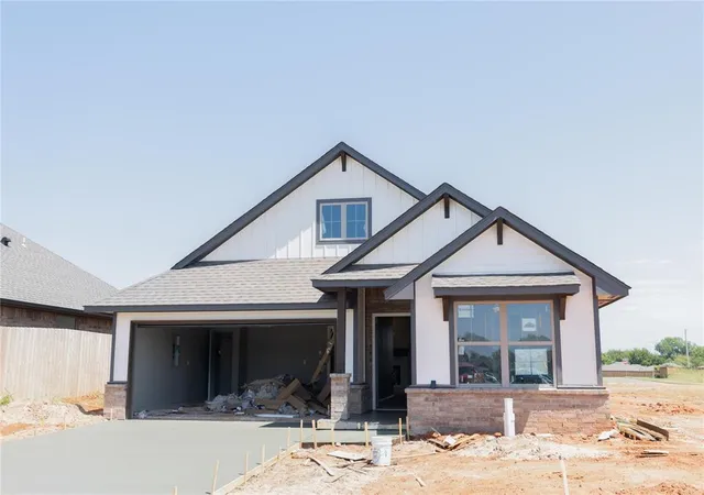 1st image of 3220 Perch Dr, Yukon, OK 73099 | MLS# 1224294