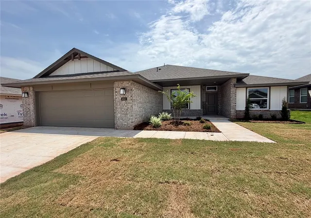 Homes for sale in Norman, OK | 4012 Caraway Ln, Norman, OK 73026 | MLS# 1224329