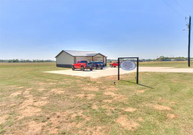 Homes for sale in Crescent, OK | 14597 W Crescent Dover Rd, Crescent, OK 73028 | MLS# 1224361