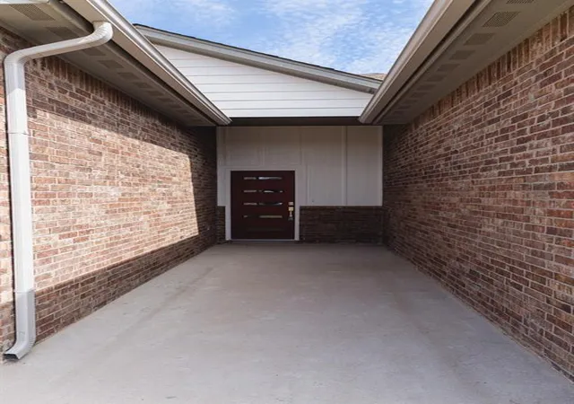 Photo 3 of Single family home for sale at 512 Remington Ave, Oklahoma City, OK 73130 | MLS# 1224414 | Listing updated on 2026-06-03