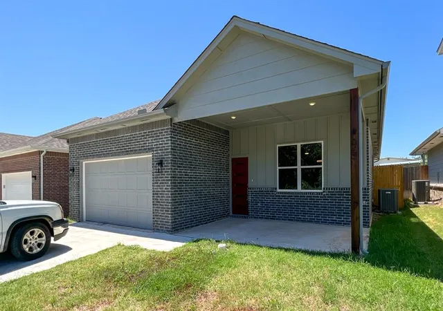 Homes for sale in Jones, OK | 605 Remington Ave, Jones, OK 73049 | MLS# 1224416