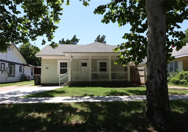 Homes for sale in Chickasha, OK | 1516 S 16th, Chickasha, OK 73018 | MLS# 1224440