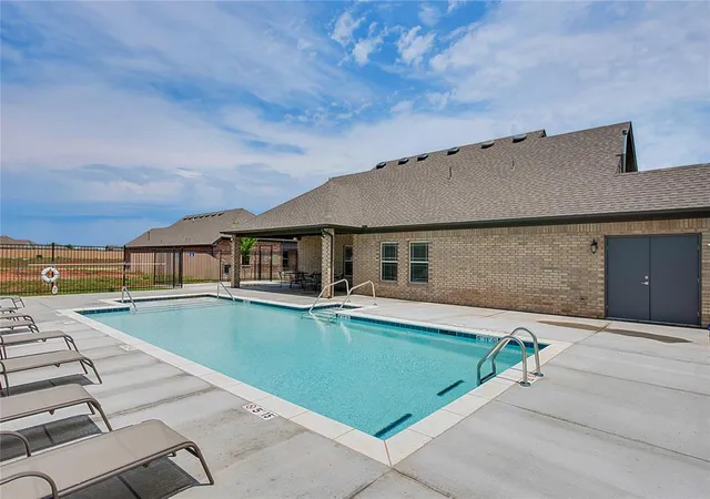 42nd image of 2433 Nw 179th St, Edmond, OK 73012 | MLS# 1224471