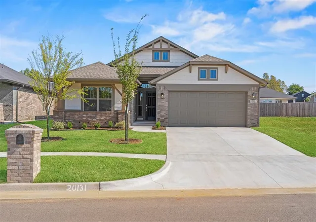 Single family home for sale at 20131 Woodrock St, Harrah, OK 73045 | MLS# 1224481