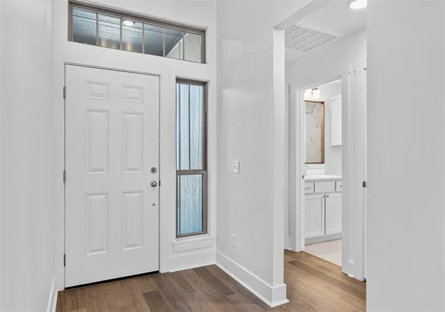 Photo 3 of Single family home for sale at 20131 Woodrock St, Harrah, OK 73045 | MLS# 1224481 | Listing updated on 2026-08-28