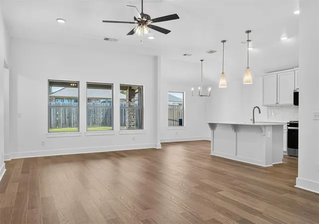 Photo 4 of Single family home for sale at 20131 Woodrock St, Harrah, OK 73045 | MLS# 1224481 | Listing updated on 2026-08-28