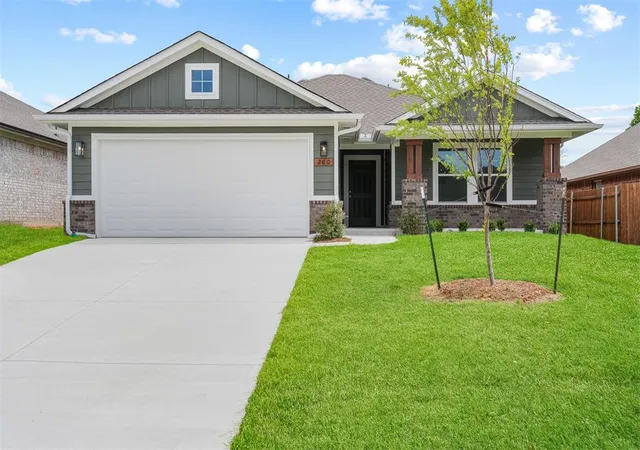 Photo 1 of Single family home for sale at 260 Woodrock St, Harrah, OK 73045 | MLS# 1224485 | Listing updated on 2026-08-26